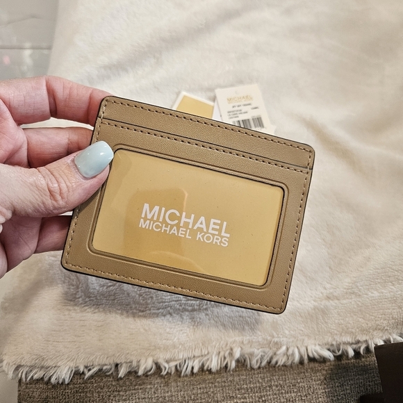 MICHAEL KORS Jet Set Travel Card Holder Camel NWT - Picture 3 of 5